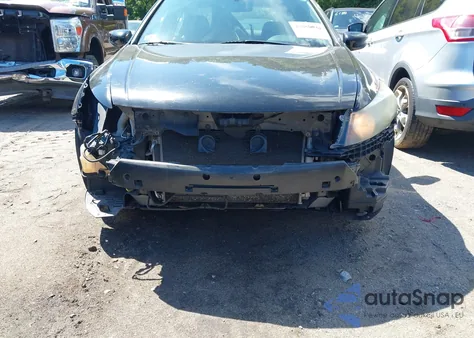 2011 Honda Accord 2.4 Se из США, поврежденный, VIN 1HGCP2F64BA129907